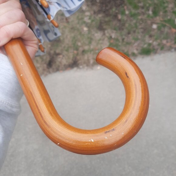 Vintage Simplicity Pattern Umbrella All Over Print w/ Wood Handle - Picture 3 of 5